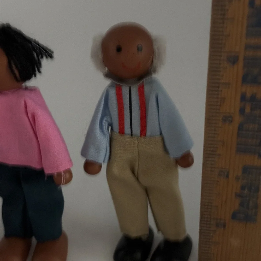 Lot Of 5 Wooden Dolls Poseable Kid Kraft Black Family Inc Baby Mom Dad Grandpa
